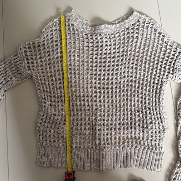 EXPRESS | Tan Open Knit Crochet Long Sleeve
Sweater - Picture 9 of 9